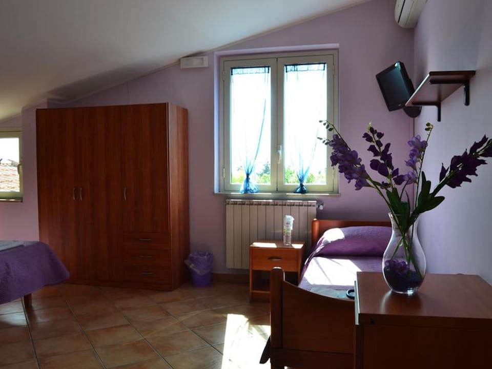Room, 1 Bedroom, Smoking, Balcony | 1 bedroom