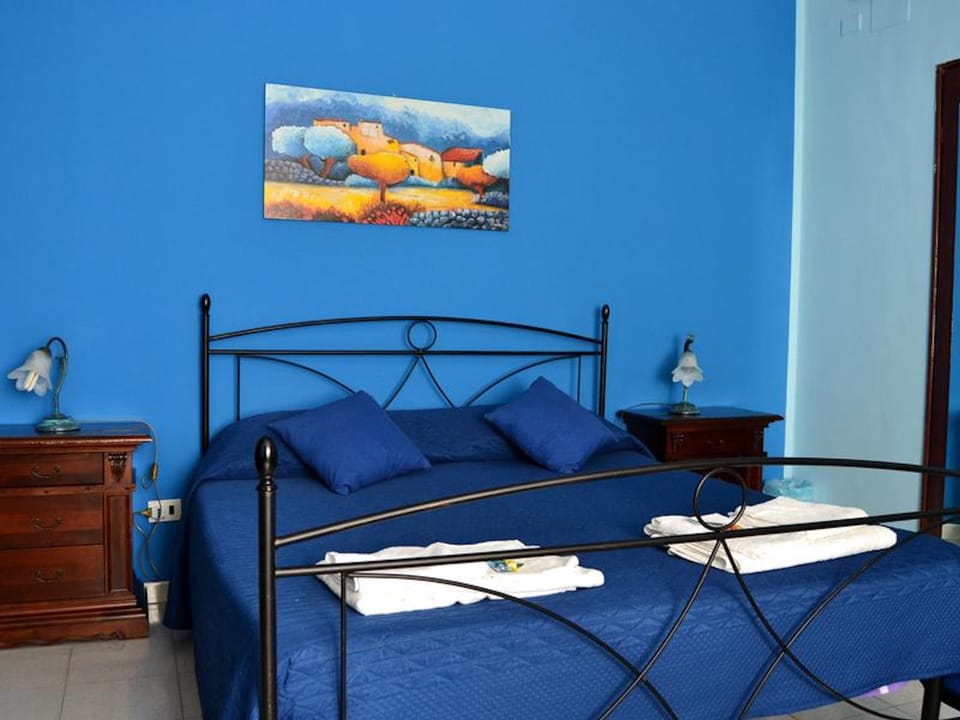 Room, 1 Bedroom, Smoking, Balcony | 1 bedroom