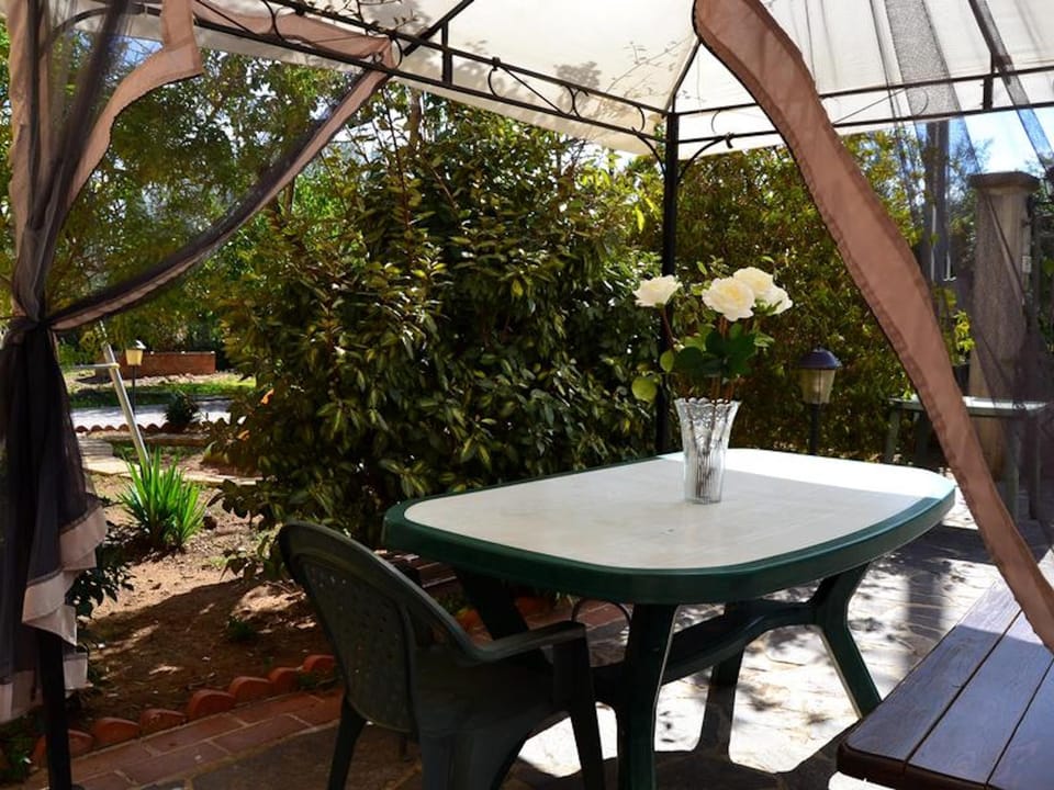 Room, 1 Bedroom, Smoking, Balcony | Outdoor dining