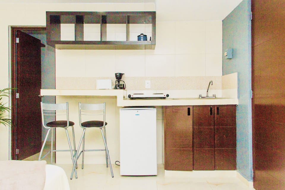 Room, 1 Bedroom, Smoking, Ocean View | Interior
