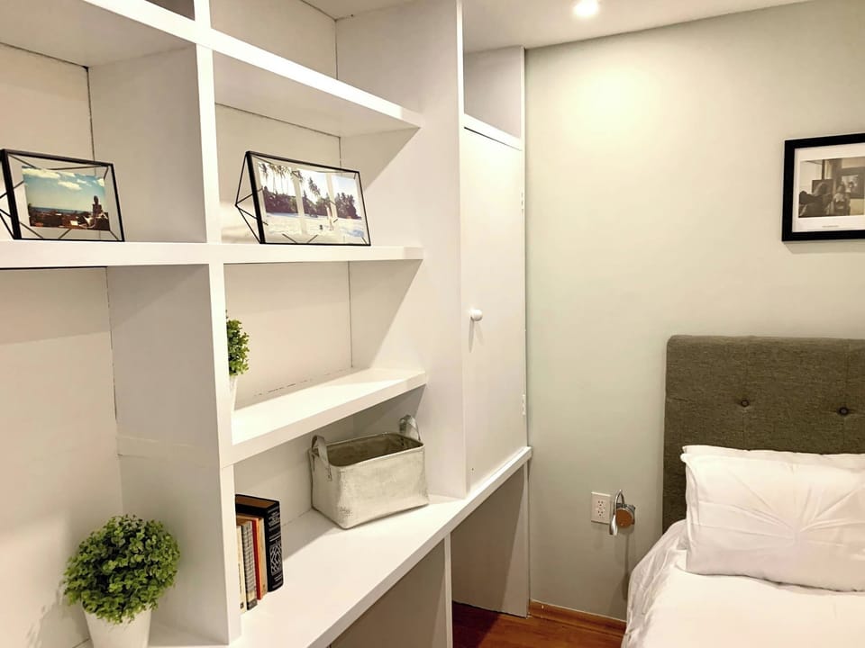 Room, 1 Bedroom | 1 bedroom, desk