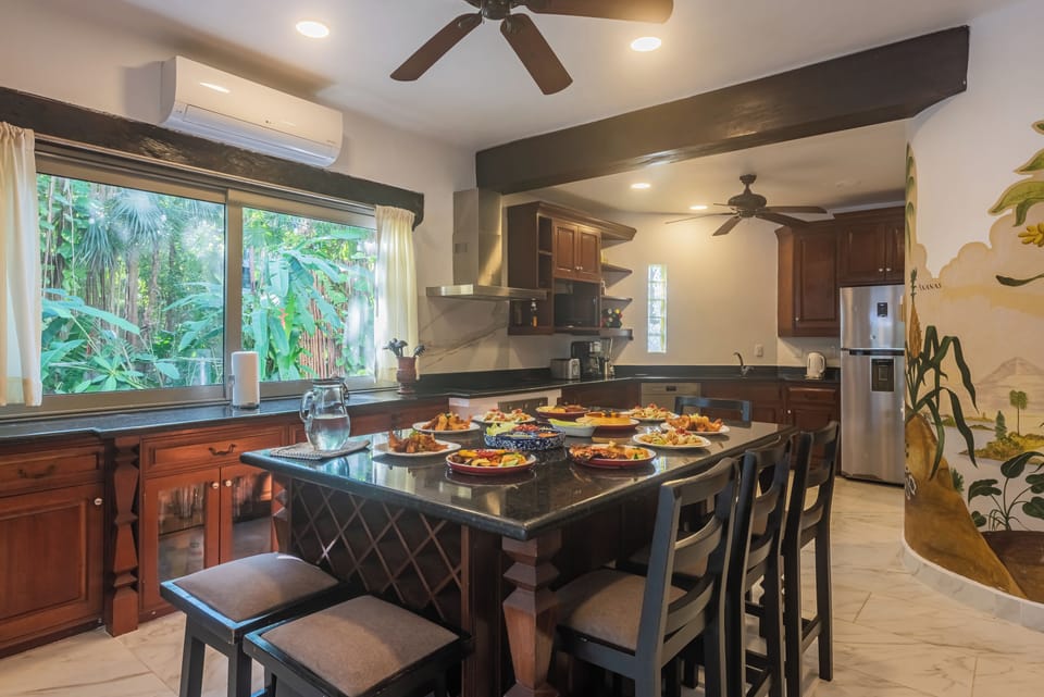 Villa, 6 Bedrooms, Smoking, Private Pool | Interior