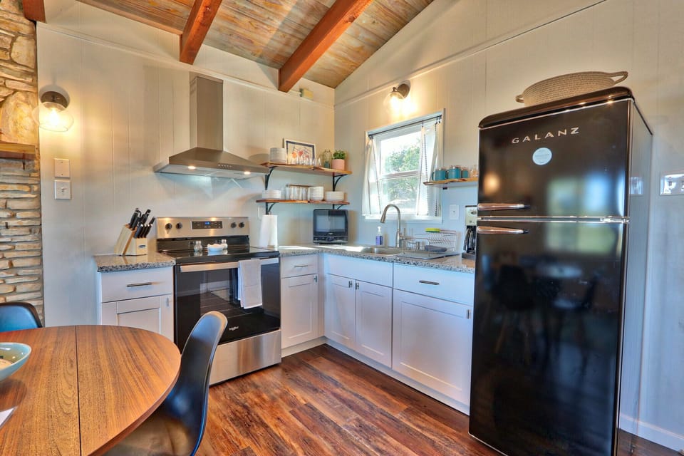 Closer view of kitchen.