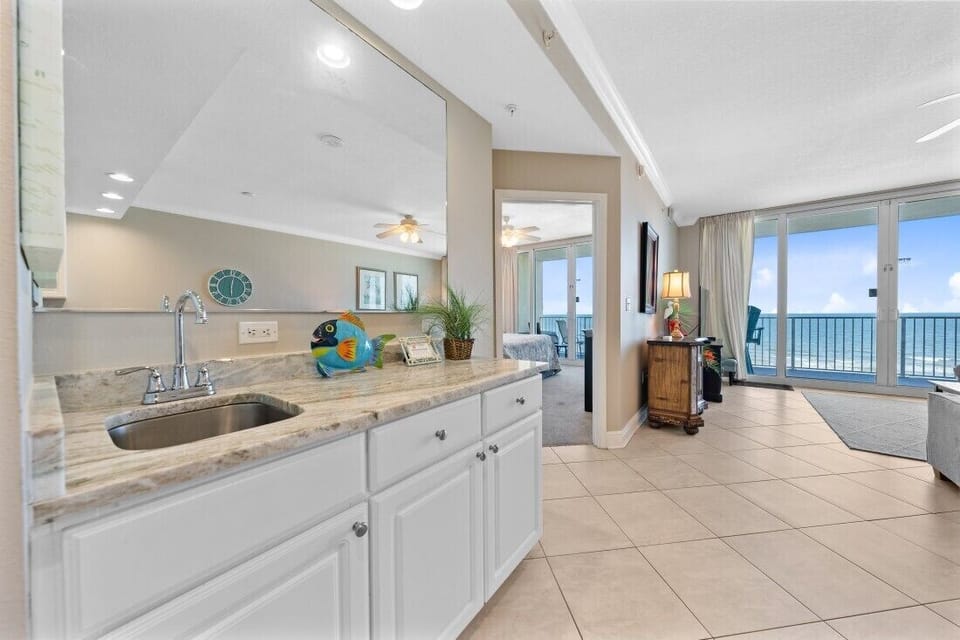 8 San Carlos 603 Dining Area