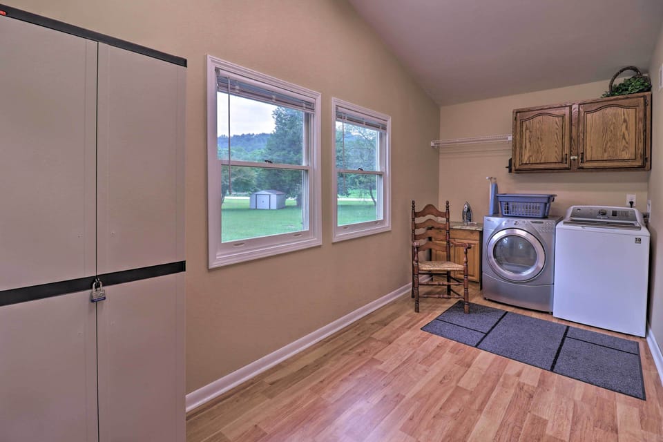 Laundry Area | Washer/Dryer