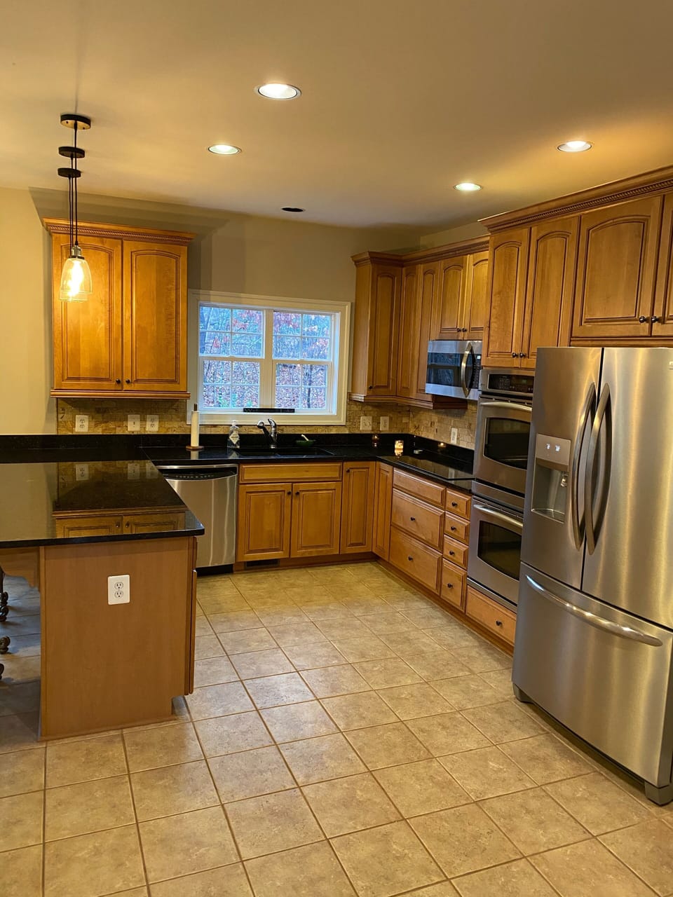Double oven and electric cooktop 