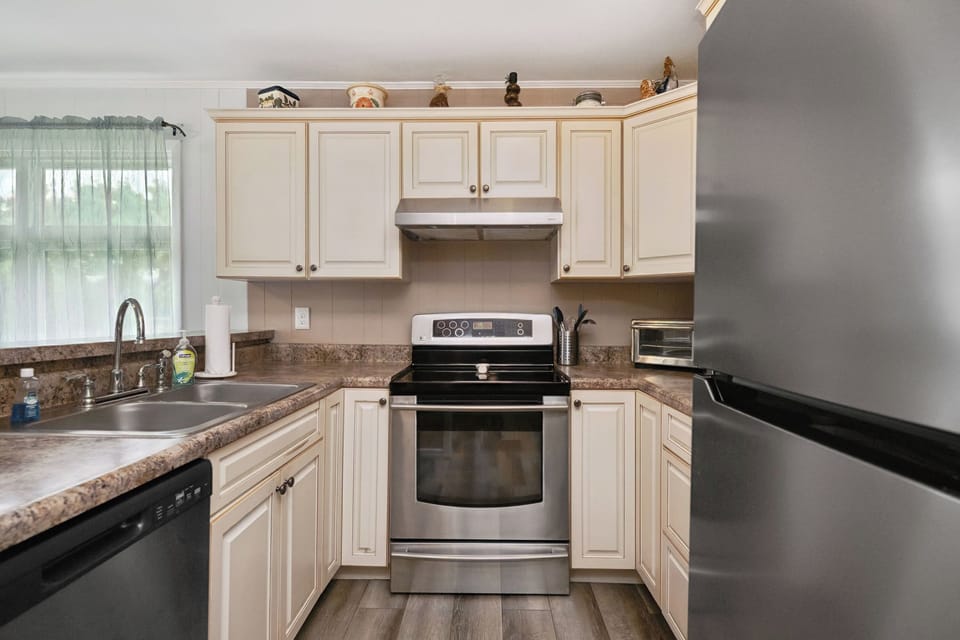 Kitchen - West