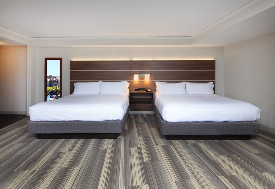 In-room safe, desk, blackout drapes, soundproofing