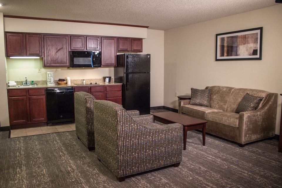 Fridge, microwave, coffee/tea maker