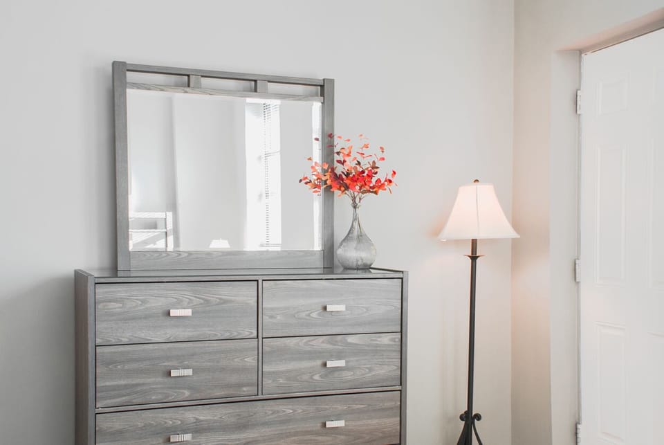 Full dresser with mirror