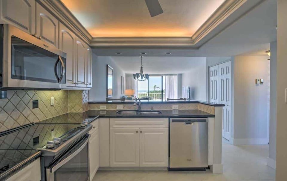 View to the Gulf of Mexico from kitchen