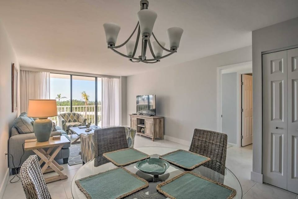 Dining table with seating for 4 inside and 4 outside