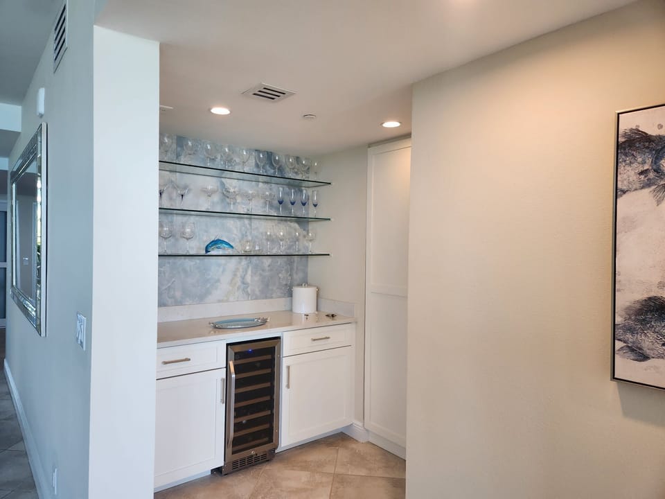 B1 205 Beverage bar 