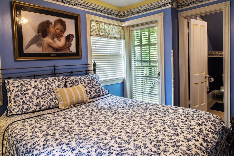 Silent Springs Suite | Mountain view