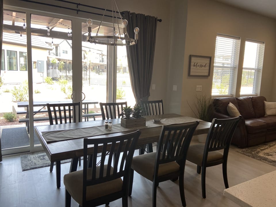 Kithen table seats eight