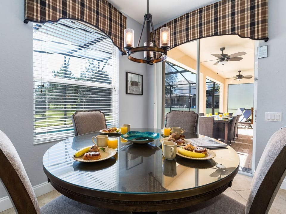 Breakfast nook with great pool views.