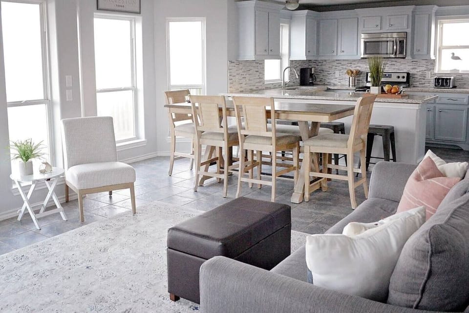 The airy and bright space is sure to make you feel relaxed.
