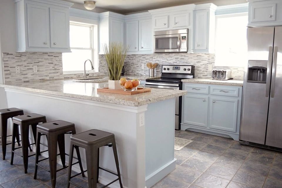 With additional counter seating there's enough room for everyone!