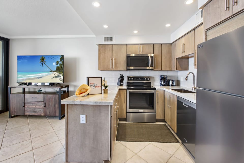 All new stainless appliances