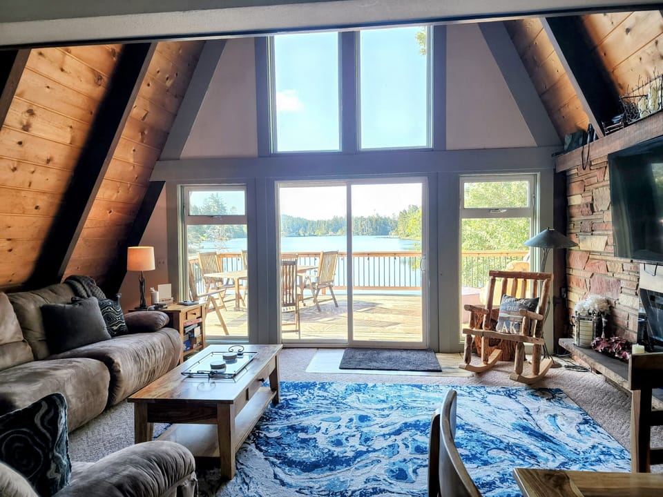 Cozy, comfy and 24/7 views!  Large dining table w games in the blanket chest.