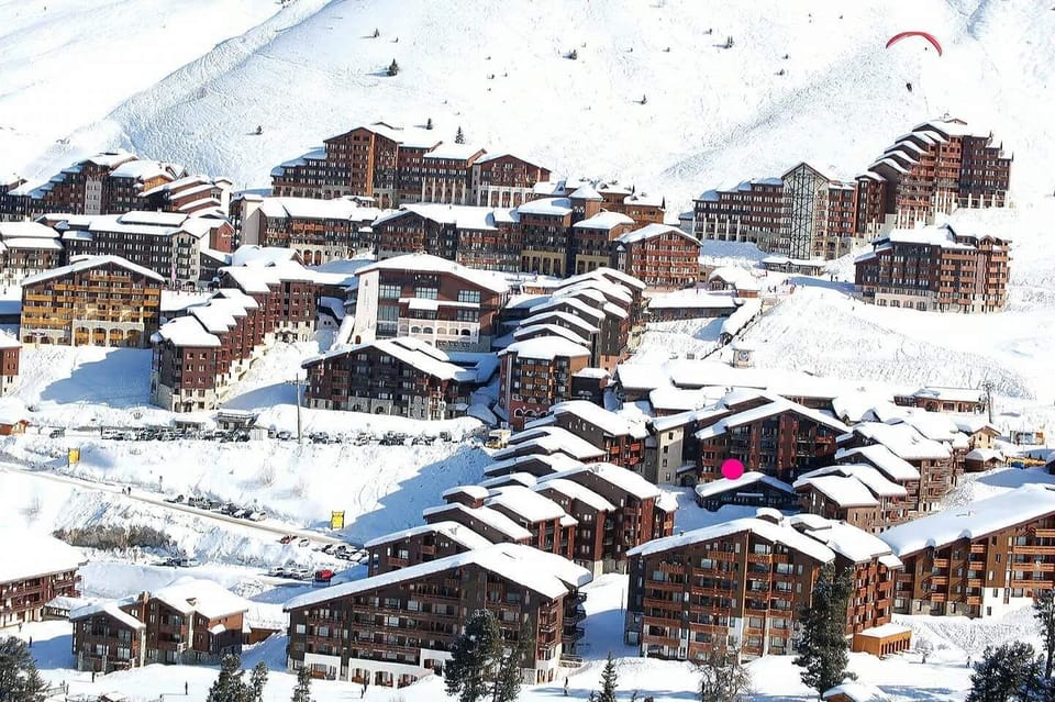 Snow and ski sports