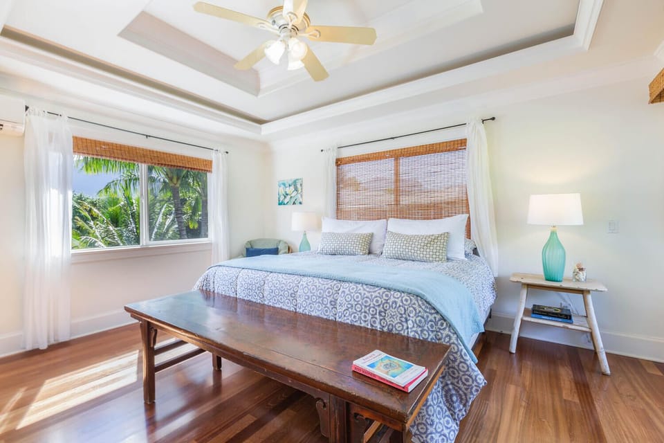 Upstairs Master Bedroom with en suite bathroom