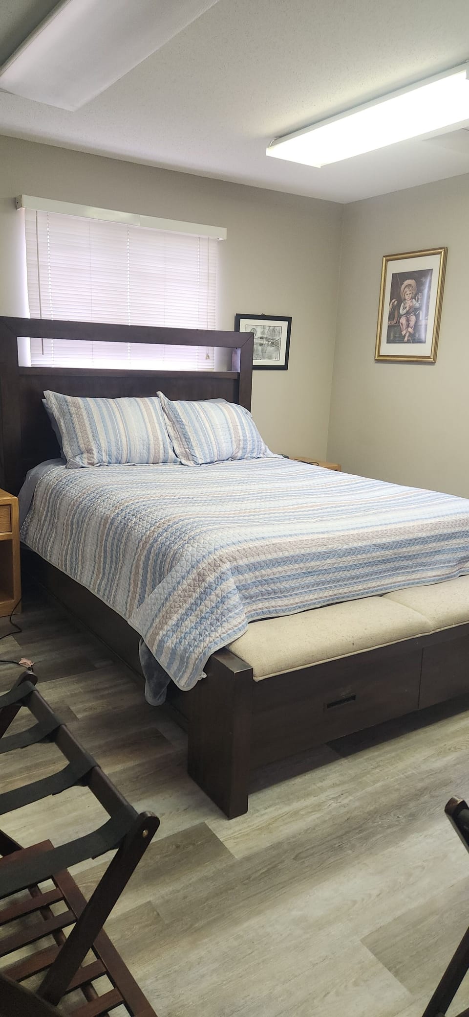 Queen and twin room