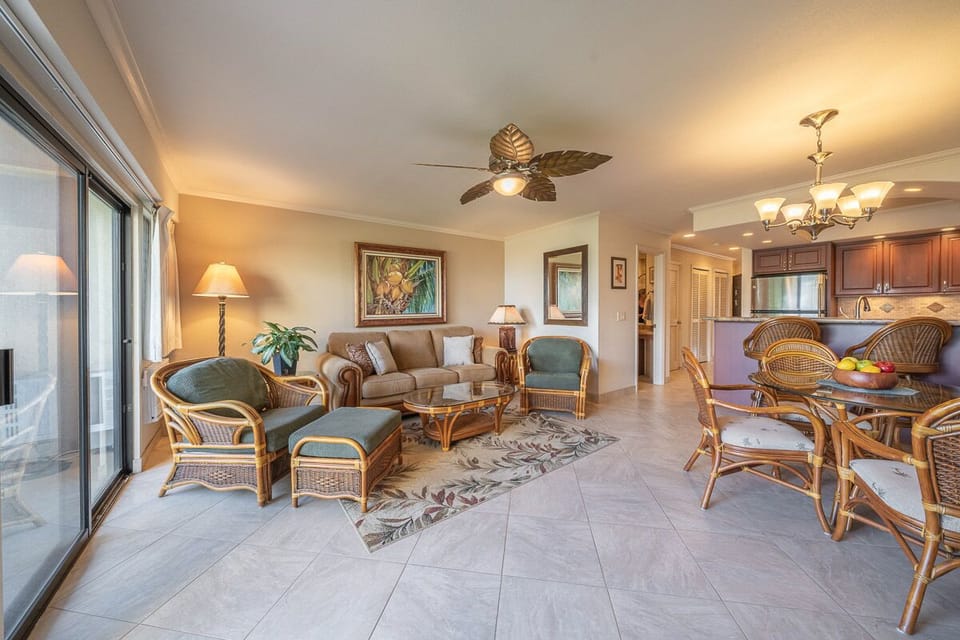 Your living room with a tropical vibe 