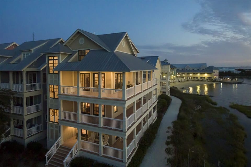Sunset Island 8 Beach Side Mews  Exterior