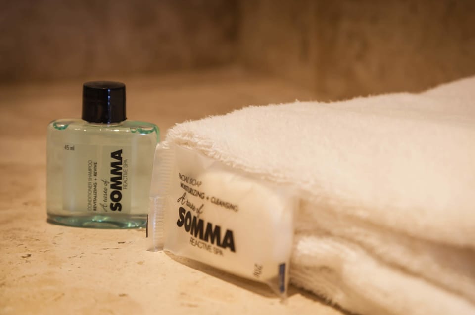 In-room safe, desk, free WiFi, bed sheets