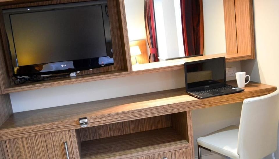 Classic Double or Twin Room | Television