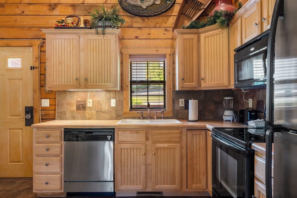 Full Kitchen
