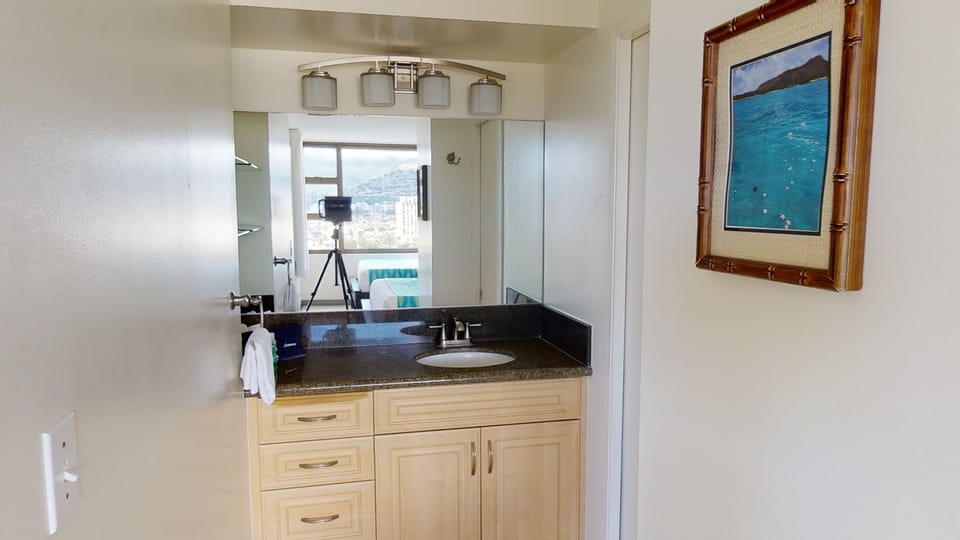 Condo, 1 Bedroom | Bathroom | Towels