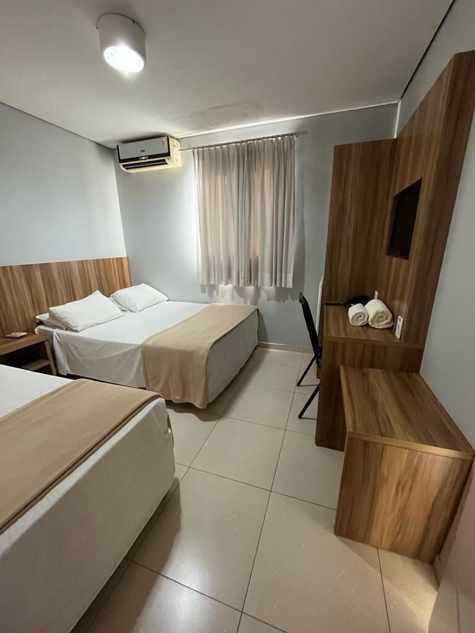 Executive Triple Room | Premium bedding, minibar, desk, WiFi (free)