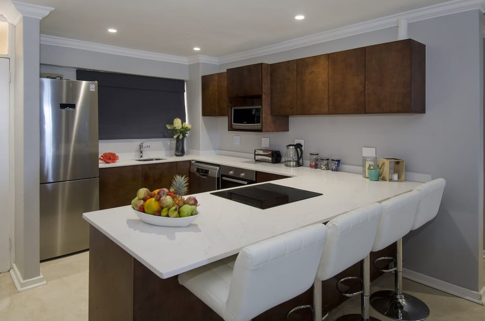 Apartment | Private kitchen | Full-size fridge, microwave, oven, stovetop