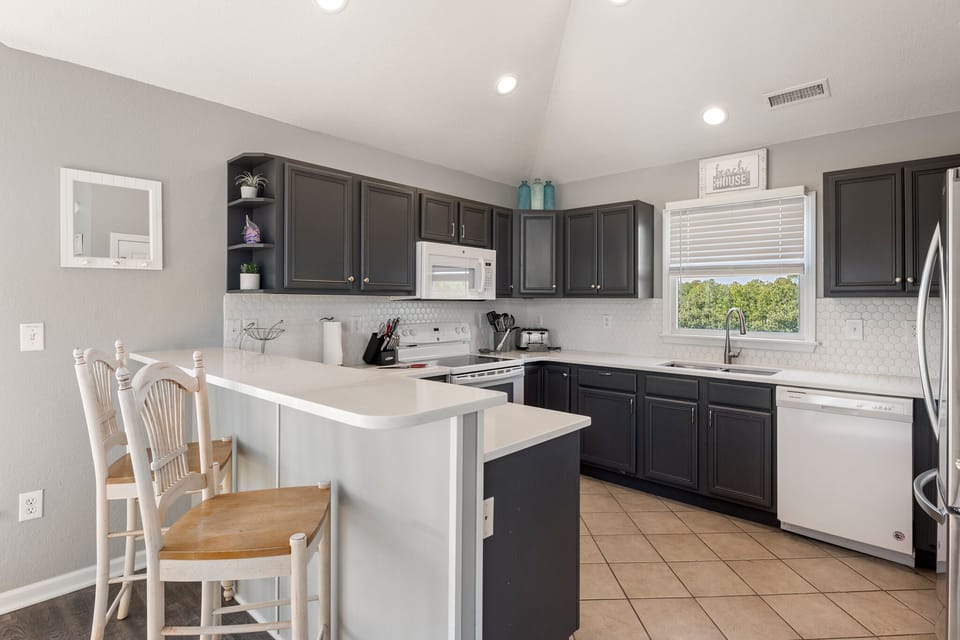 WH606: Blue You Away | Top Level Kitchen