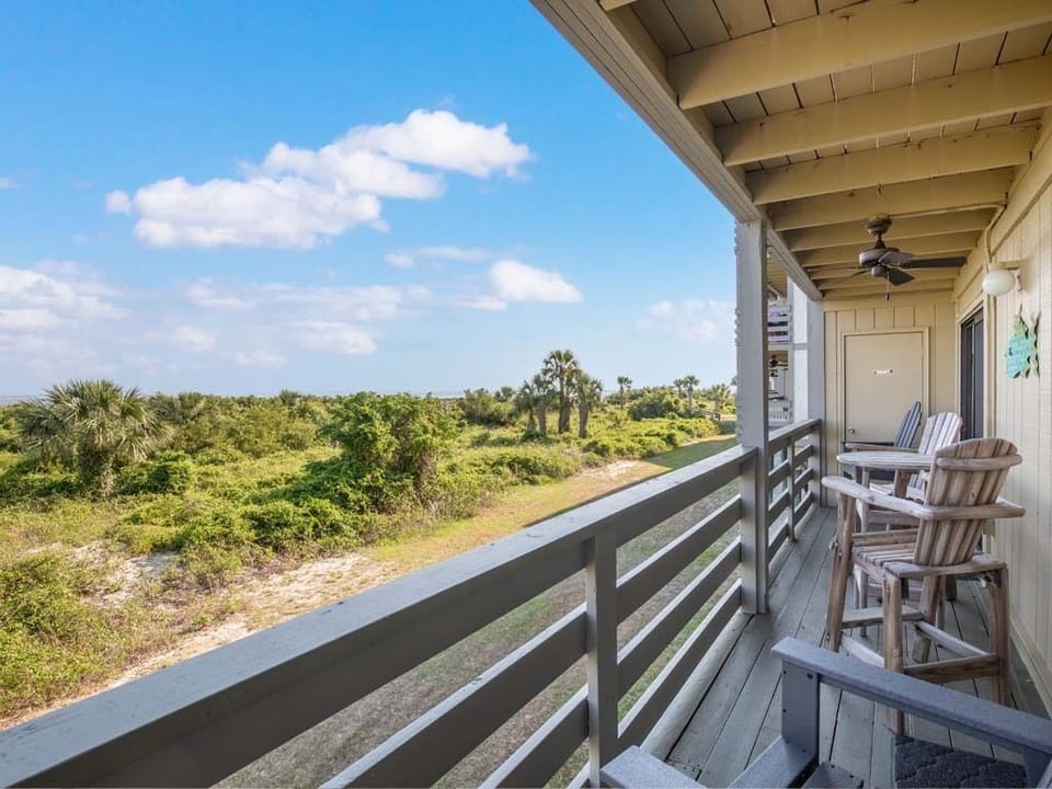 Furnished Private Balcony w/ Partial Bay Views