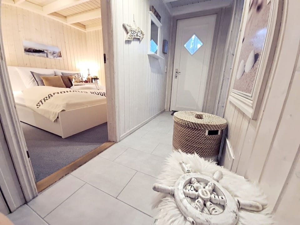 Deluxe House, Ensuite, Sea View | Interior