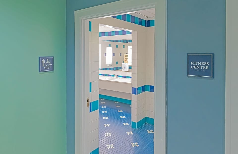 Public bathrooms throughout!