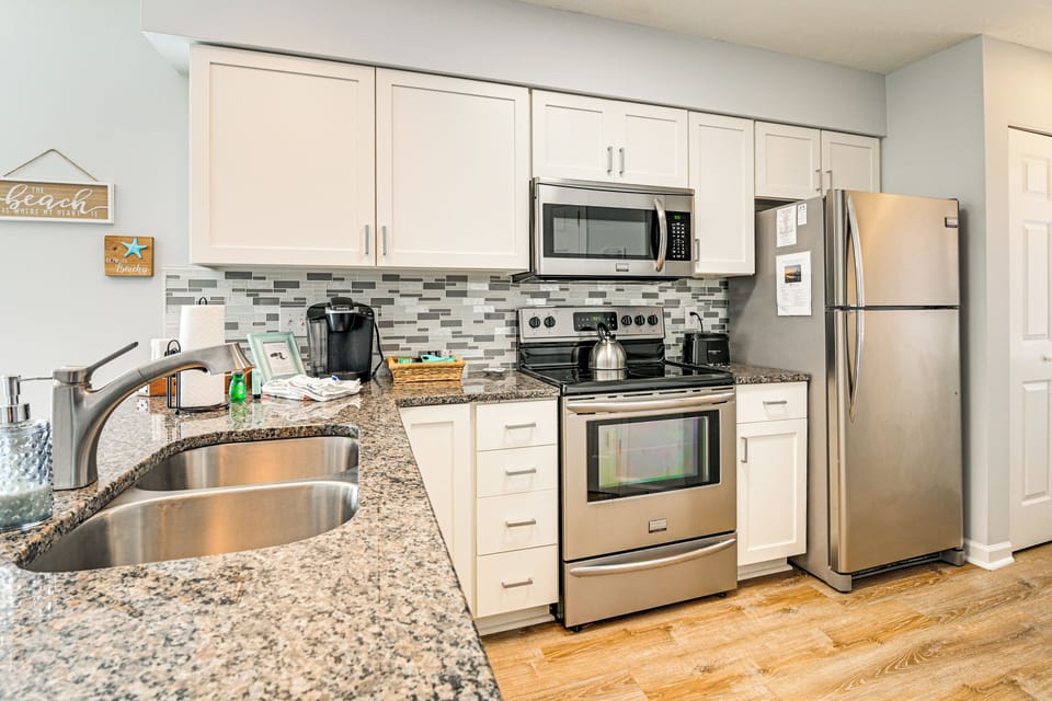 Kitchen | Coffee Maker | Toaster | Spices