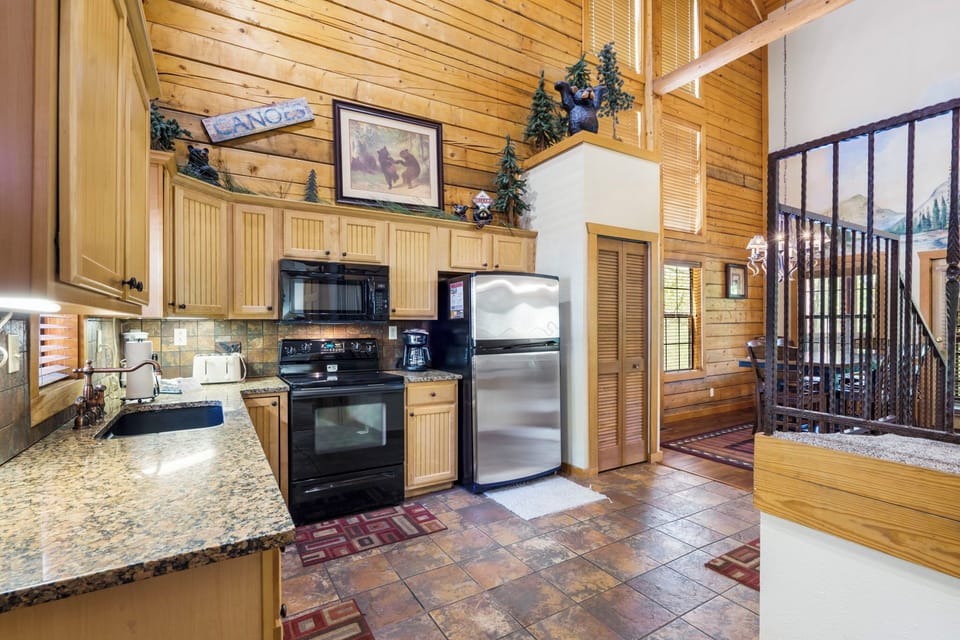 Full Kitchen