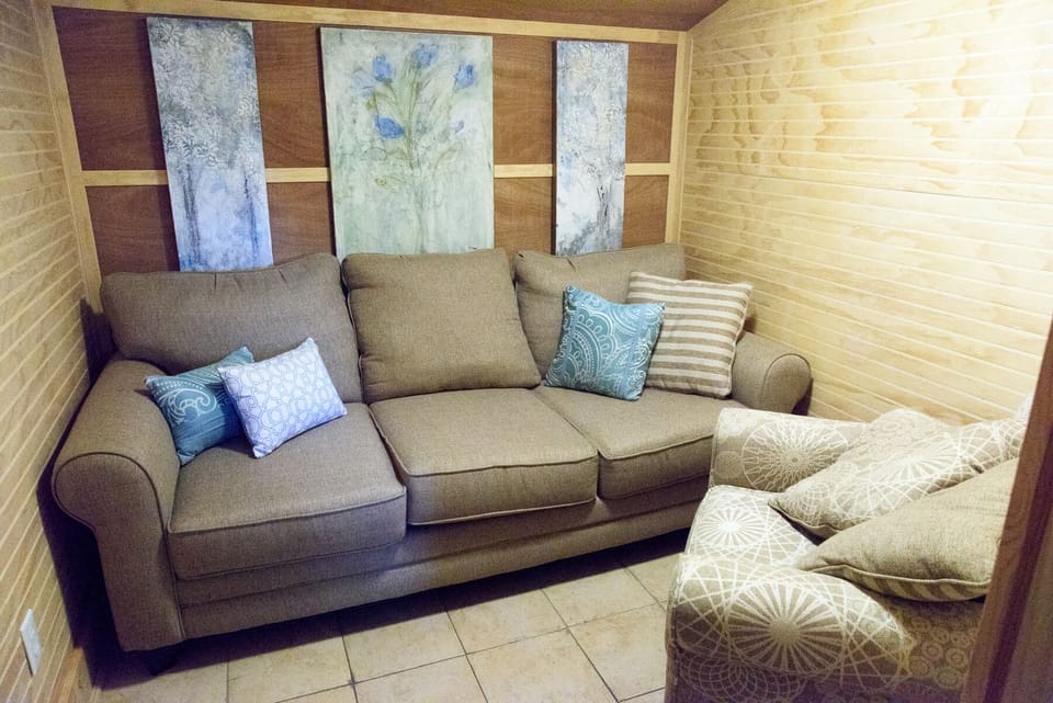 Private Meditation/Reading/TV Room 