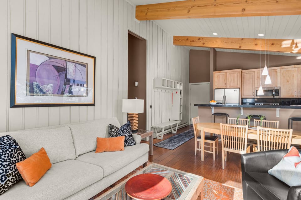 The open floor plan allows your group to enjoy each others company from any cozy spot in this vacation rental.