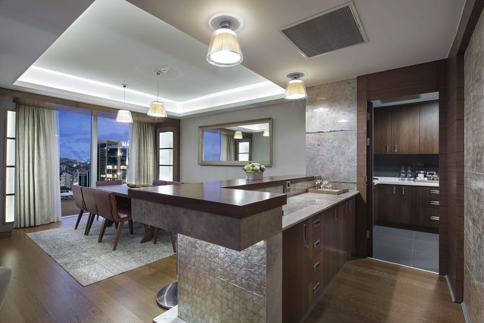 Presidential Suite, 1 Bedroom | Private kitchen | Coffee/tea maker, electric kettle