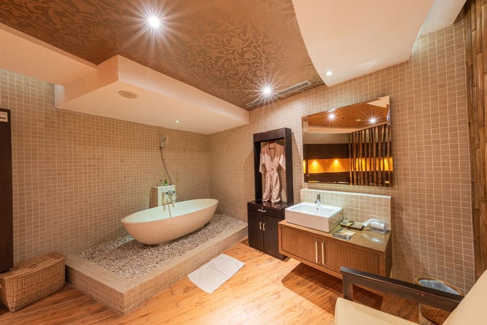 Deep-tissue massages, sports massages, massages