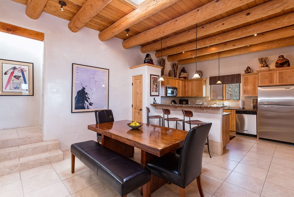 House (3 Bedrooms) | Property amenity