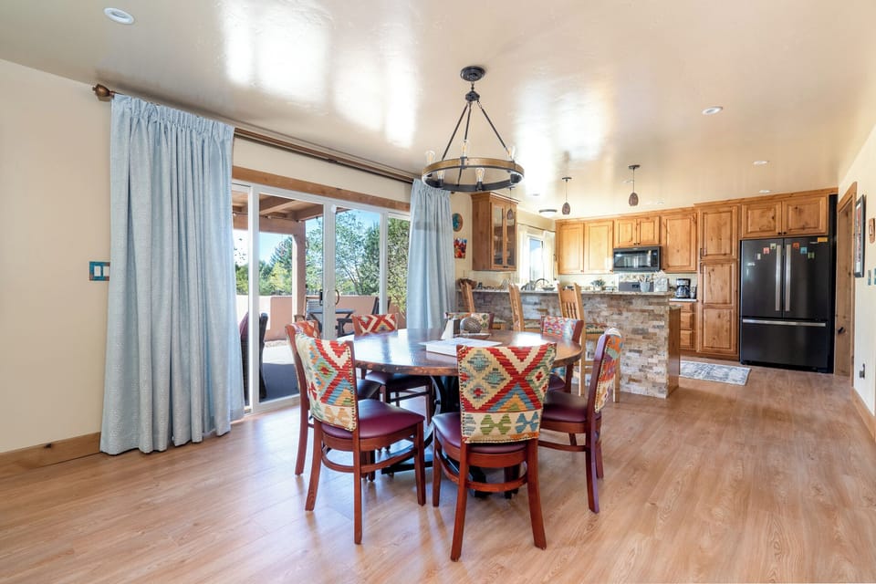 House (3 Bedrooms) | Property amenity