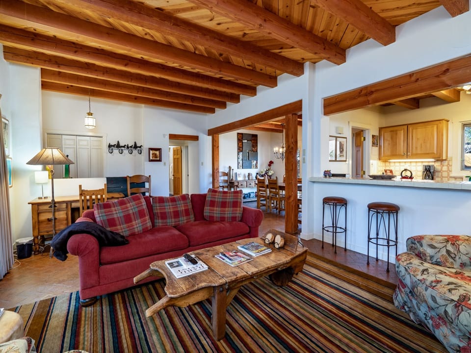 House (2 Bedrooms) | Property amenity