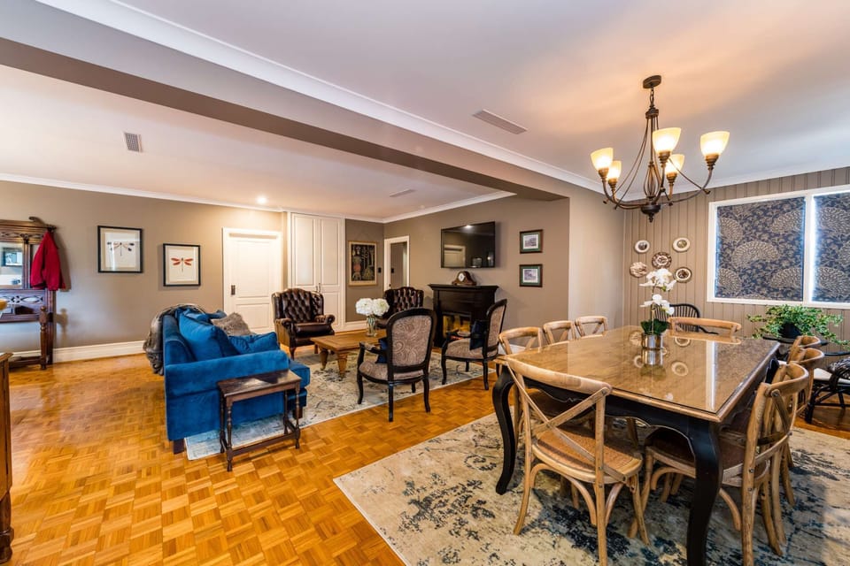 Open Plan Dining and Lounge Area