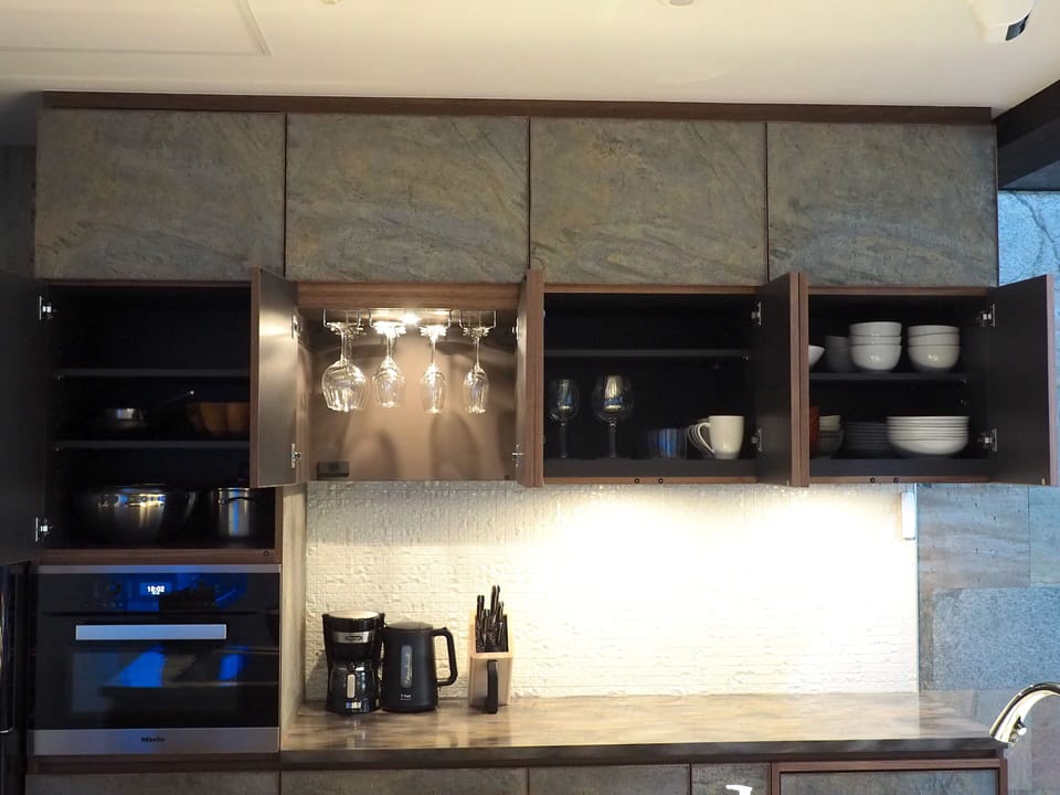 Private Vacation Home, Non Smoking | Private kitchen | Fridge, microwave, oven, stovetop